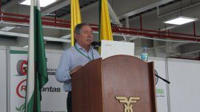 Empresario opuesto al pacto de paz será ministro de Defensa en Colombia