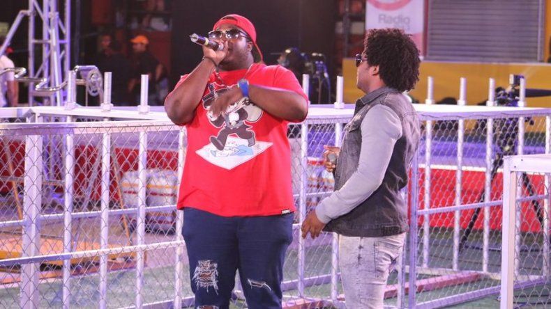 Tanda de Da Flow y Caliente en la final de Calle 7