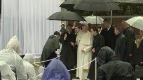 Papa Francisco y papa emérito Benedicto XVI fueron vacunados contra covid-19