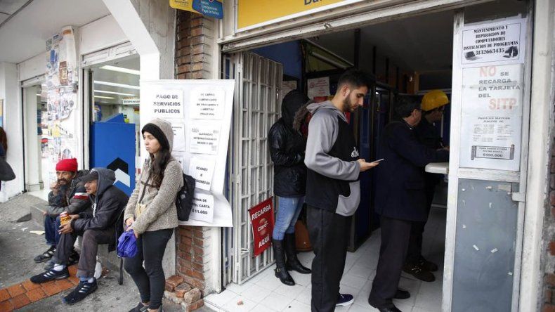 Remesas, un gran negocio en Venezuela hambrienta de efectivo