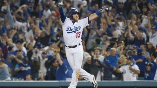 Siete horas y 20 después, Dodgers ganan y recortan distancias en Serie Mundial