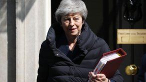 Londres afirma que celebrará elecciones europeas pase lo que pase con el Brexit