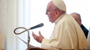 El papa Francisco pidió una vacunación solidaria en una carta enviada en ocasión de las reuniones de primavera