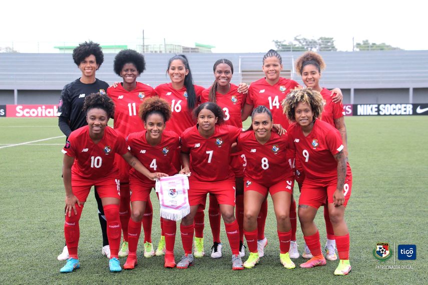 Panamá femenina golea y se afianza en las eliminatorias