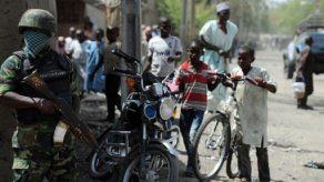 Habitantes huyen de localidad de norte de Nigeria ante ataques militares