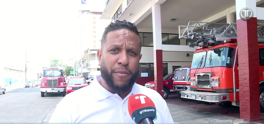 Bomberos exigen respuestas a sus peticiones.