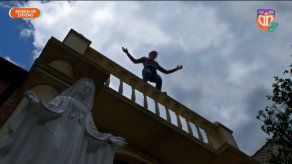 Luisa está a punto de lanzarse&nbsp;