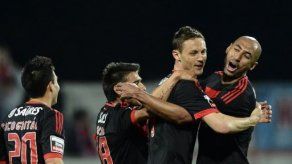 Benfica gana y sigue con paso firme su camino hacia el título portugués