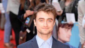 Daniel Radcliffe promete enseñar su trasero más a menudo