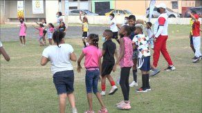 Niños de Santa Ana participan de diferentes actividades deportivas