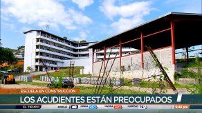 Retraso en construcción del Primer Ciclo Santa Librada mantiene molestos a los padres