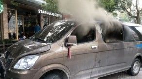 Camioneta se incendia y deja 18 heridos en atropello en Shanghái