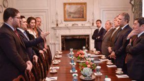 El presidente de Colombia se reúne con representantes de Guaidó en Washington