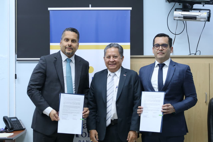 HST garantiza medicamento de alta tecnología tras alianza con AstraZeneca