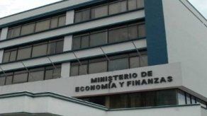 MEF aprueba fondo a Colón tras amenaza de Alcalde de encadenarse