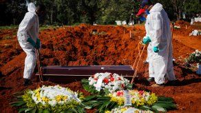 Los especialistas prevén que, en las próximas semanas, Brasil superará los 400.000 muertes desde el inicio de la pandemia.