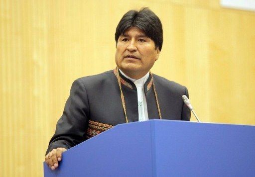 Morales llega a Caracas para reunión de ALBA y solidarizarse con Chávez