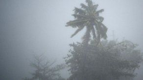 Irma azota Puerto Rico después de devastar Barbuda