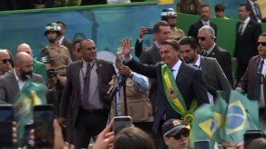 Bolsonaro muestra su fuerza en fiesta nacional de Brasil