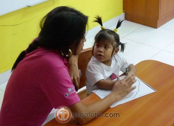 Visita de los soñadores a Nutre Hogar