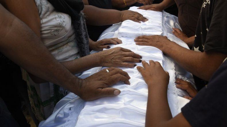 Prohíben salir de Guatemala a alto funcionario por incendio que mató 38 niñas