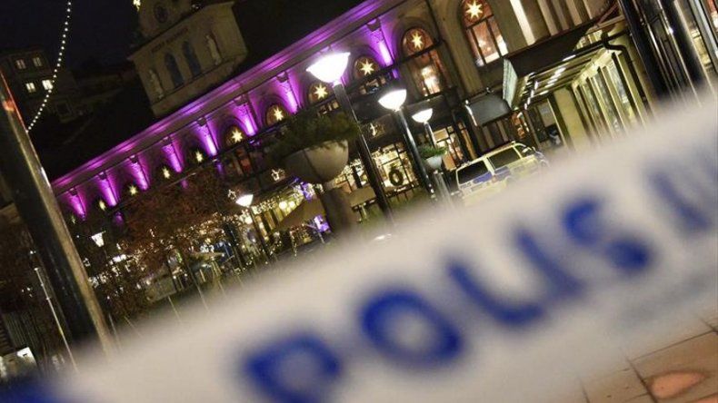 Estalla artefacto explosivo en el centro de Estocolmo, sin daños personales