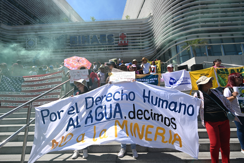 Salvadoreños protestan contra reactivación de la minería&nbsp;