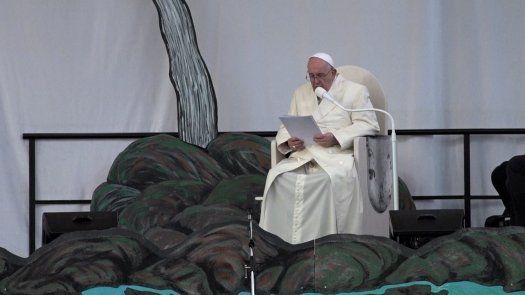 El papa cierra en el Ártico su viaje penitencial a Canadá
