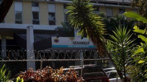 Policía venezolana custodia morgue en donde está cuerpo del exagente Pérez