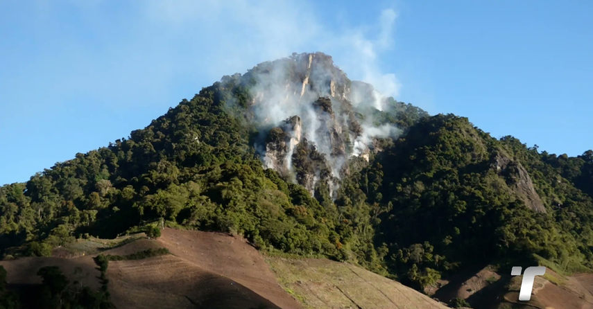 Incendio en Cerro Punta no ha podido controlarse