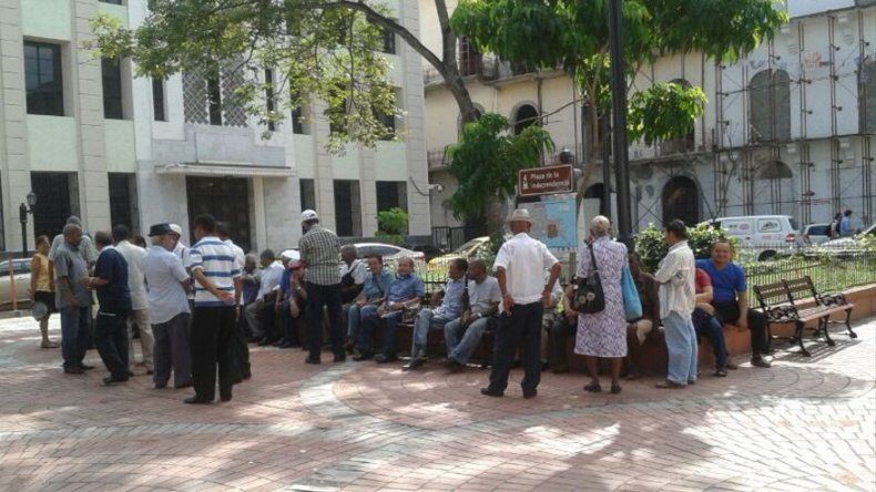 Jubilados y pensionados piden a Varela cumplimiento de anteproyectos