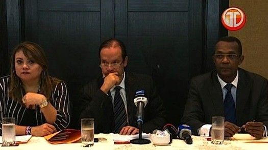 Martínez Acha, Ávila, Zapata y Pitty renuncian al CEN del PRD