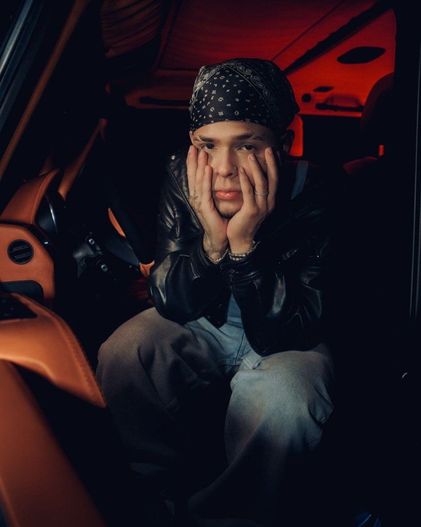 El Tachi conquista a una inalcanzable chica