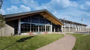 Tiroteo en escuela de EEUU deja un muerto y varios heridos