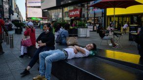 Los negocios, en todo caso, tendrán libertad para seguir requiriendo medidas como el uso de mascarillas.