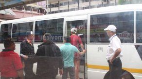 Retienen a 21 extranjeros en clínicas de ortodoncia y otros comercios