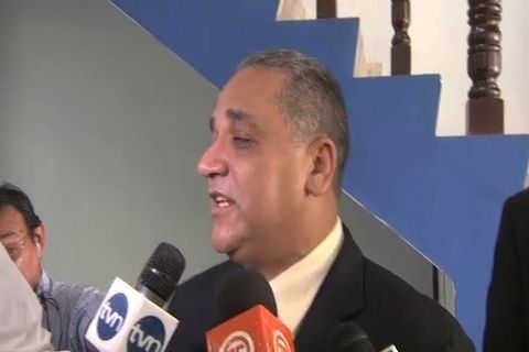 Luis Eduardo Camacho se inscribe en el partido Cambio Democrático