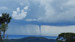 Residentes reportan fenómeno atmosférico en María Chiquita