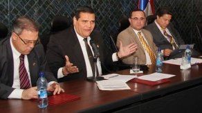Gálvez promete amplio debate de reformas electorales