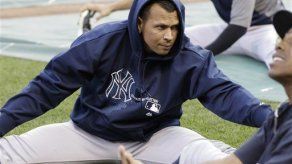 Ligan a 5 peloteros a clínica indagada por dopaje