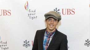 Jason Mraz reconoce haber experimentado con hombres durante su relación con Christina Carano