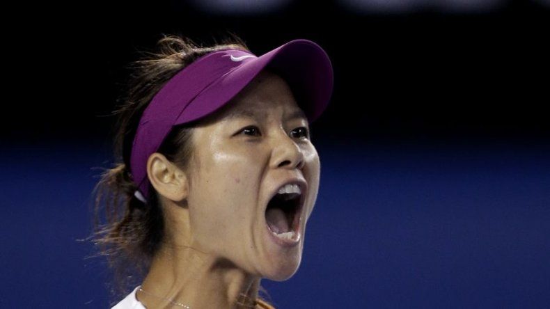 Li Na gana Abierto de Australia en tercer intento