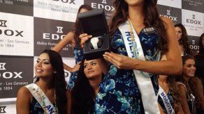 Candidata a Miss Colombia confunde a Mandela con fundador concurso de belleza