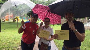 Aspirantes a la presidencia por la libre postulación se activan para recopilar firmas