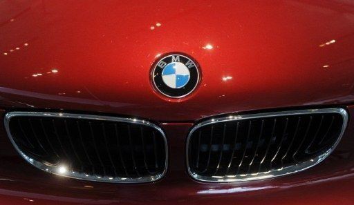Investigación a BMW detecta 16 choques y cinco lesionados