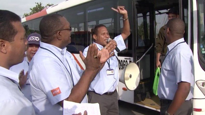 Vásquez sostendrá reunión para tratar caso de operadores del Metro Bus