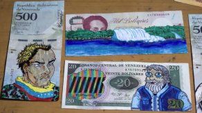 Devaluados billetes venezolanos se convierten en manualidades callejeras y money art