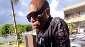 Quisiera estar en tarima cantando: Japanese