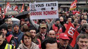 Huelgas y manifestaciones en Francia contra la política del presidente Hollande