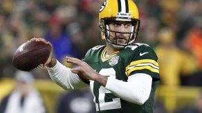 Rams exponen su invicto ante Rodgers y los Packers